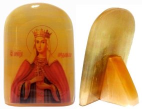 Именная икона из селенита "Святая Мученица Людмила" 