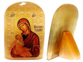 Икона из селенита "Божией Матери Млекопитательница" 