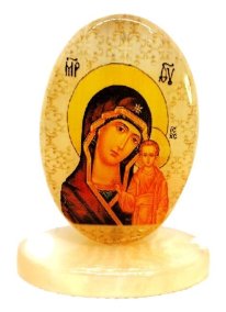 Икона из селенита овал на поставке с фоном "М. Б. Казанская" 
