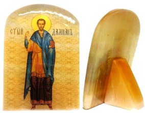Икона из селенита с подставкой "Святой Дамиан" 