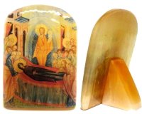 Икона из селенита с подставкой "Успение Пресвятой Богородицы"